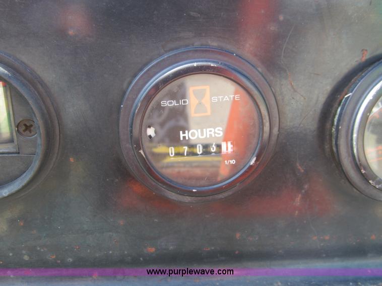 image for item E7546 Ditch Witch 400SXD trencher and vibratory plow