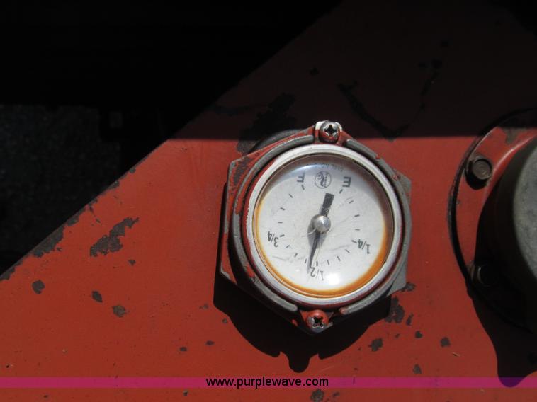 image for item E7546 Ditch Witch 400SXD trencher and vibratory plow