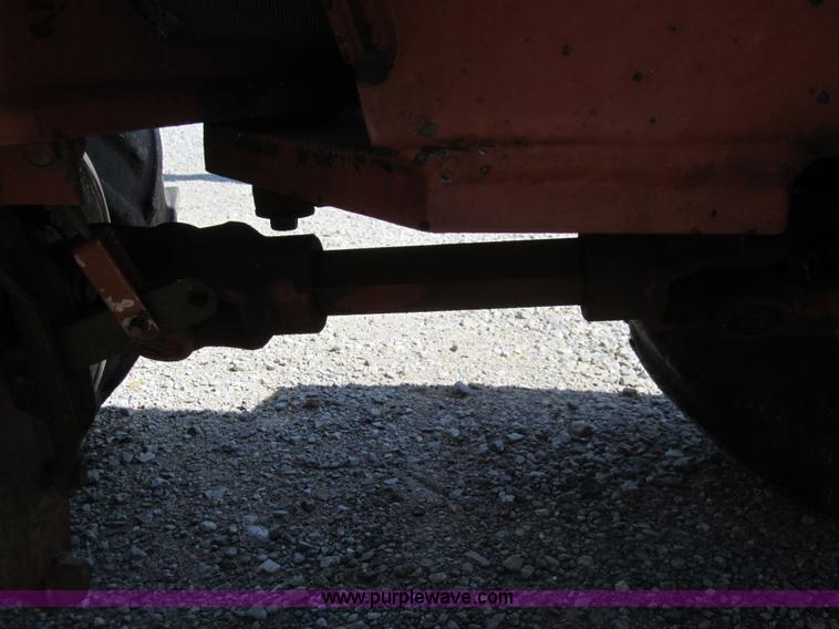 image for item E7546 Ditch Witch 400SXD trencher and vibratory plow