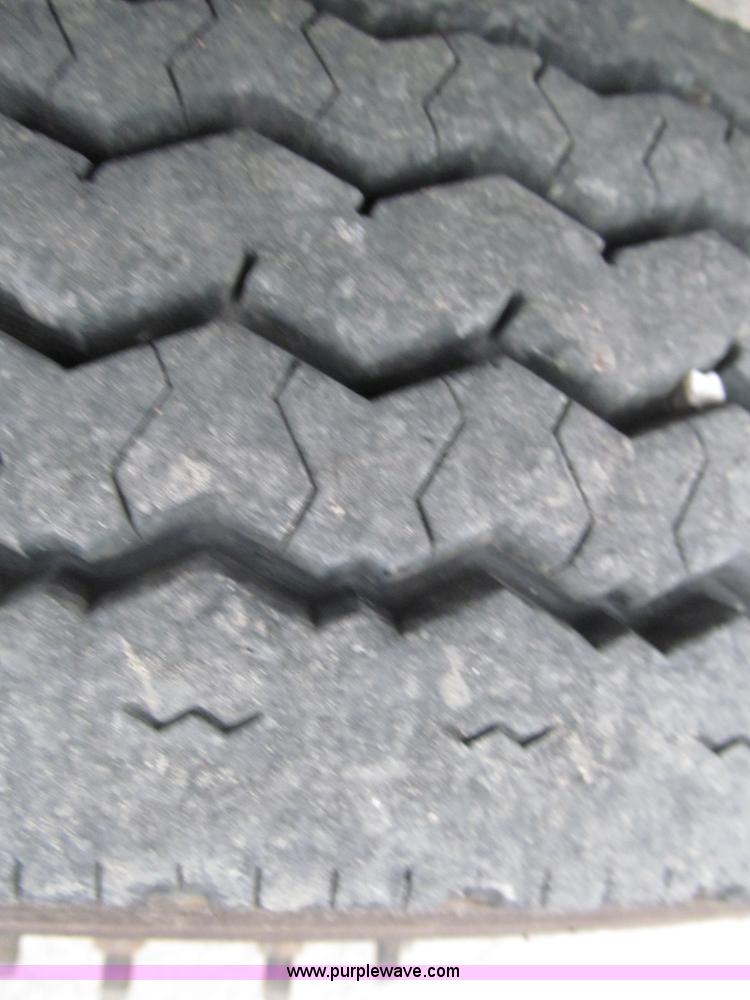 image for item E7550 2006 Ford F450 XL utility truck