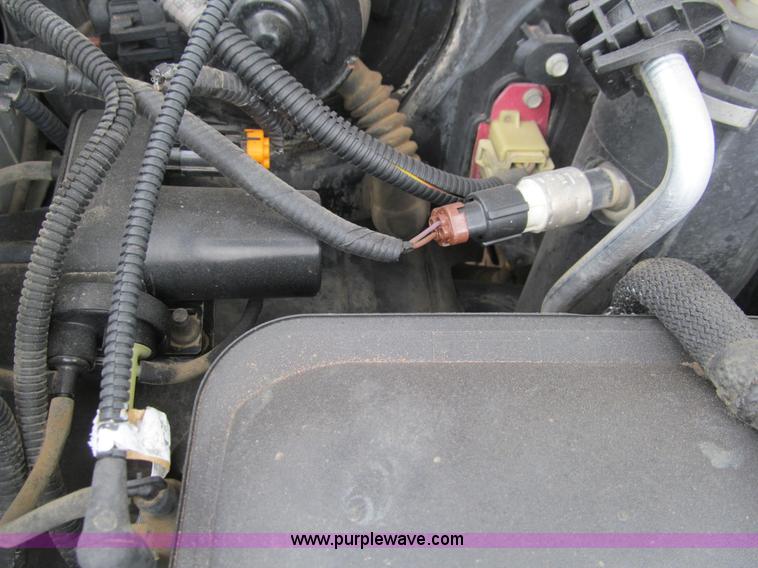 image for item E7550 2006 Ford F450 XL utility truck