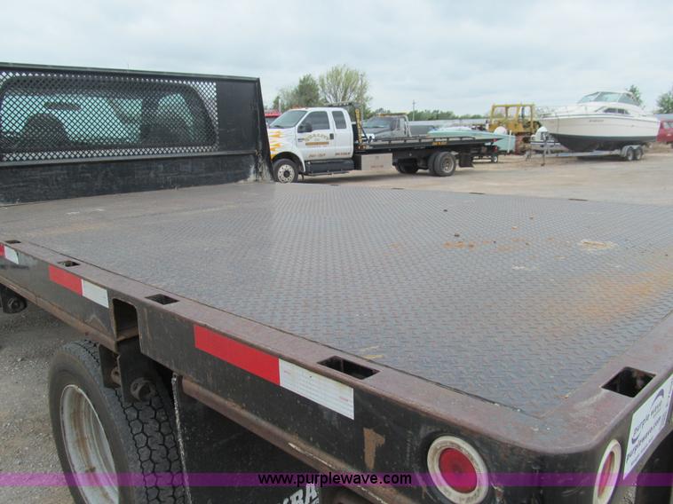 image for item E7550 2006 Ford F450 XL utility truck