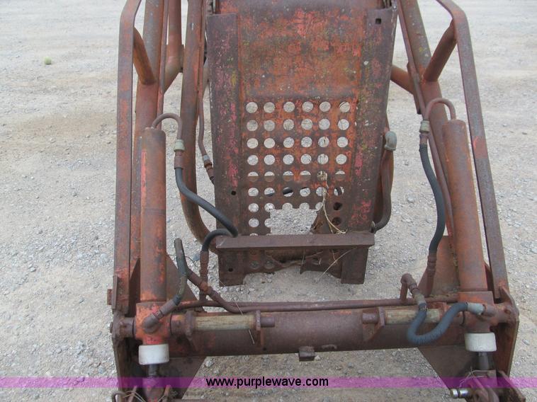 image for item E7552 Dearborn 19-42 tractor loader
