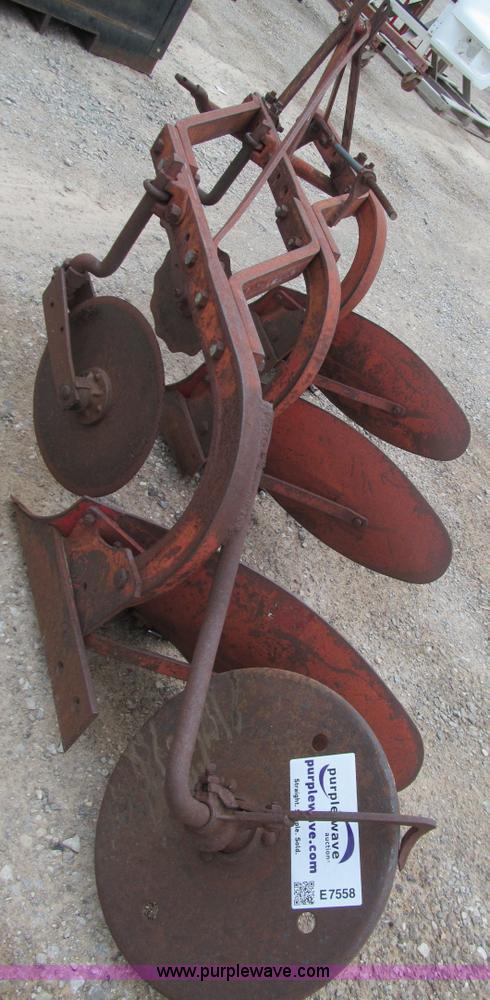 image for item E7558 Massey Ferguson three point plow