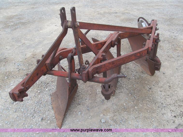 image for item E7558 Massey Ferguson three point plow