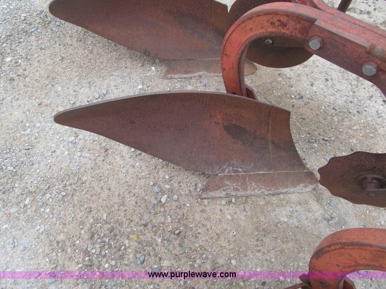 image for item E7558 Massey Ferguson three point plow