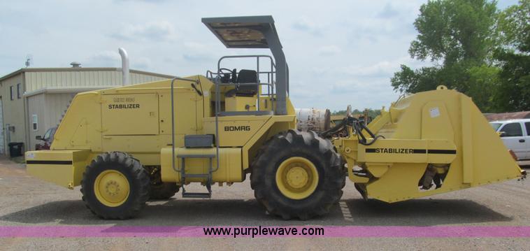 image for item E7578 2005 Bomag MPH364SDM recycler soil stabilizer