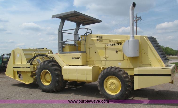 image for item E7578 2005 Bomag MPH364SDM recycler soil stabilizer