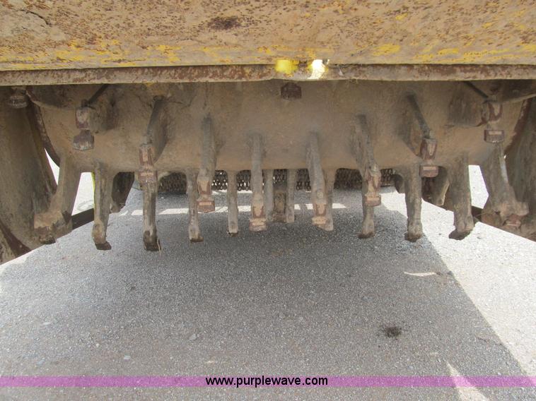 image for item E7578 2005 Bomag MPH364SDM recycler soil stabilizer