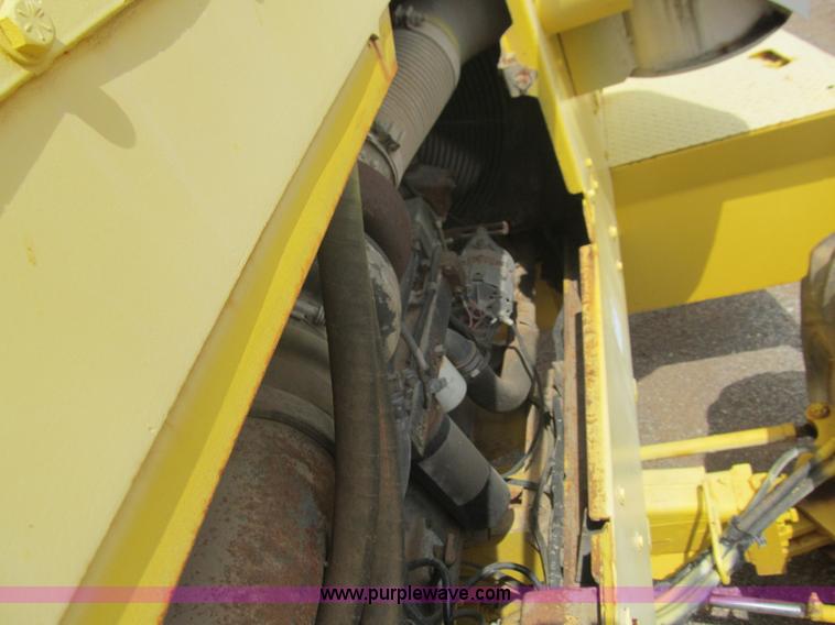 image for item E7578 2005 Bomag MPH364SDM recycler soil stabilizer