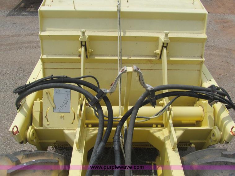 image for item E7578 2005 Bomag MPH364SDM recycler soil stabilizer