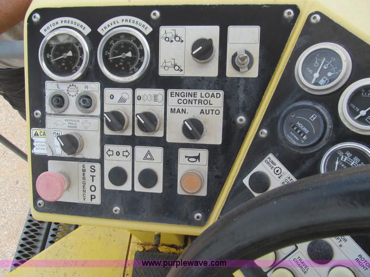 image for item E7578 2005 Bomag MPH364SDM recycler soil stabilizer