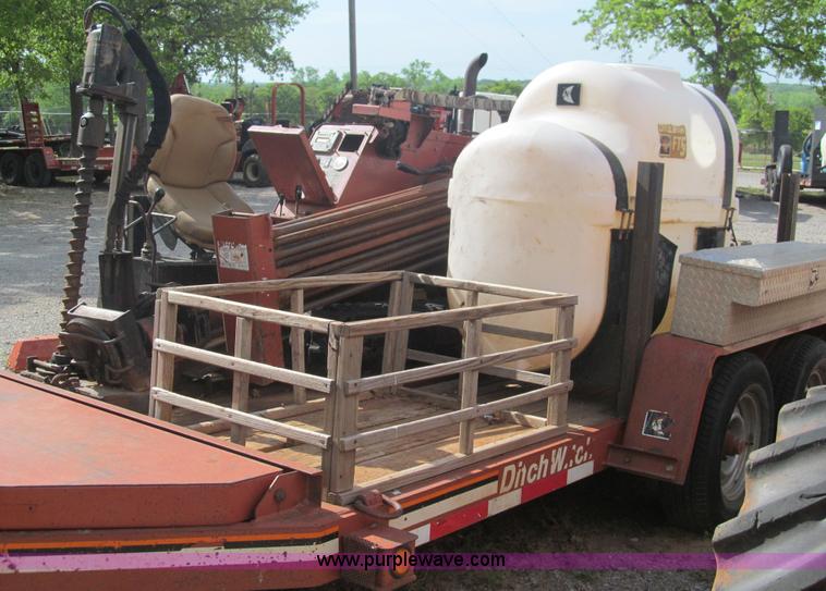 image for item E7583 1999 Ditch Witch JT520 horizontal directional drill