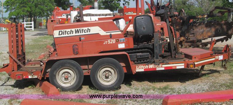 image for item E7583 1999 Ditch Witch JT520 horizontal directional drill