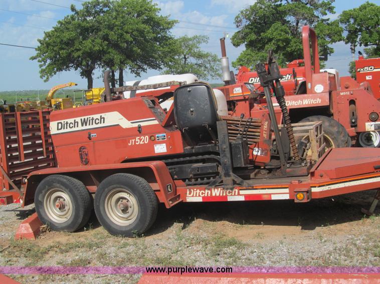 image for item E7583 1999 Ditch Witch JT520 horizontal directional drill