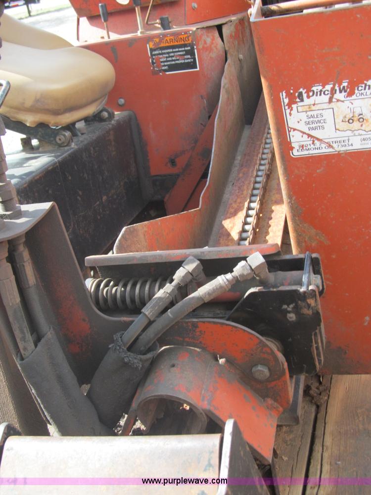 image for item E7583 1999 Ditch Witch JT520 horizontal directional drill