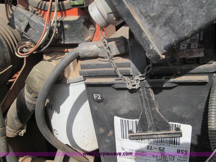 image for item E7583 1999 Ditch Witch JT520 horizontal directional drill