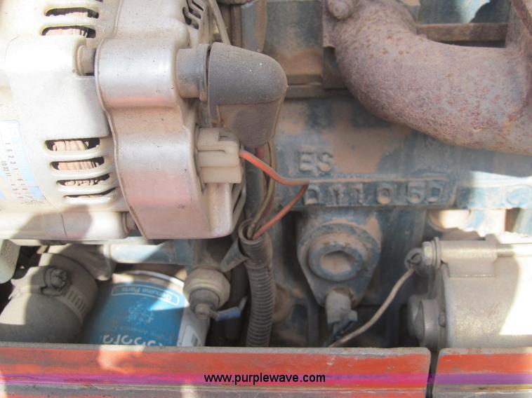 image for item E7583 1999 Ditch Witch JT520 horizontal directional drill