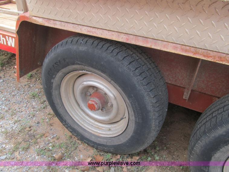 image for item E7583 1999 Ditch Witch JT520 horizontal directional drill