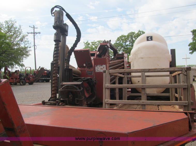 image for item E7583 1999 Ditch Witch JT520 horizontal directional drill