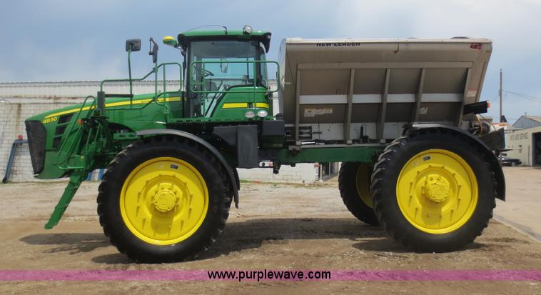 image for item F6642 2008 John Deere 4930 dry box spreader