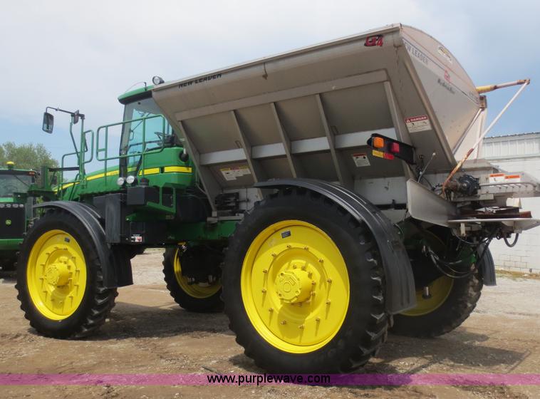 image for item F6642 2008 John Deere 4930 dry box spreader