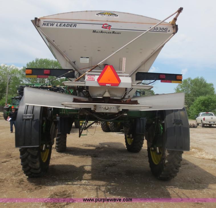 image for item F6642 2008 John Deere 4930 dry box spreader