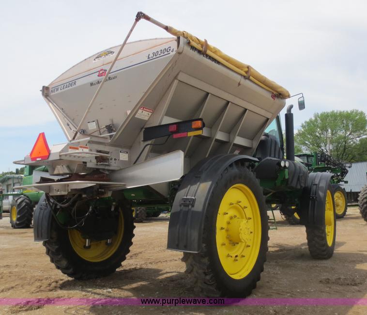 image for item F6642 2008 John Deere 4930 dry box spreader