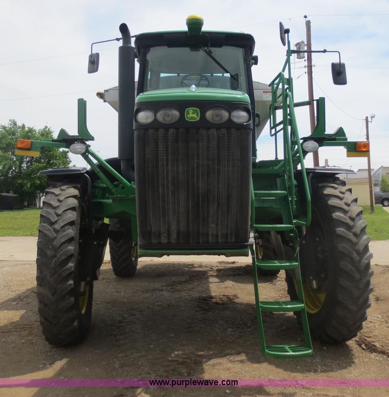 image for item F6642 2008 John Deere 4930 dry box spreader