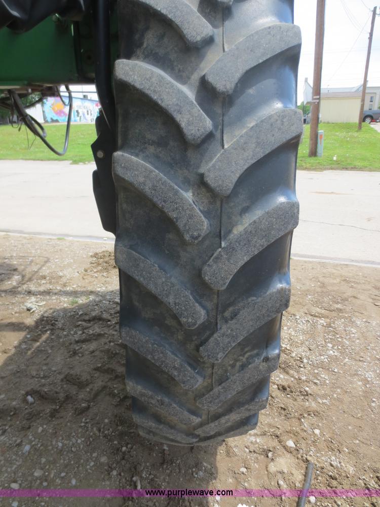 image for item F6642 2008 John Deere 4930 dry box spreader