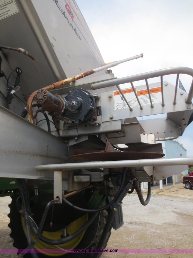 image for item F6642 2008 John Deere 4930 dry box spreader