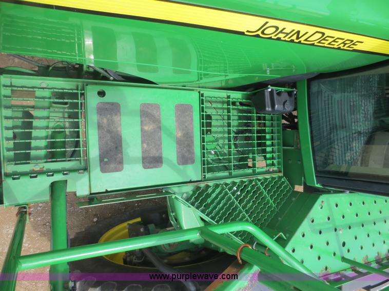 image for item F6642 2008 John Deere 4930 dry box spreader