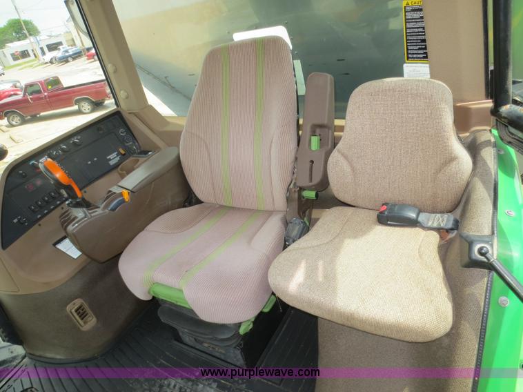 image for item F6642 2008 John Deere 4930 dry box spreader