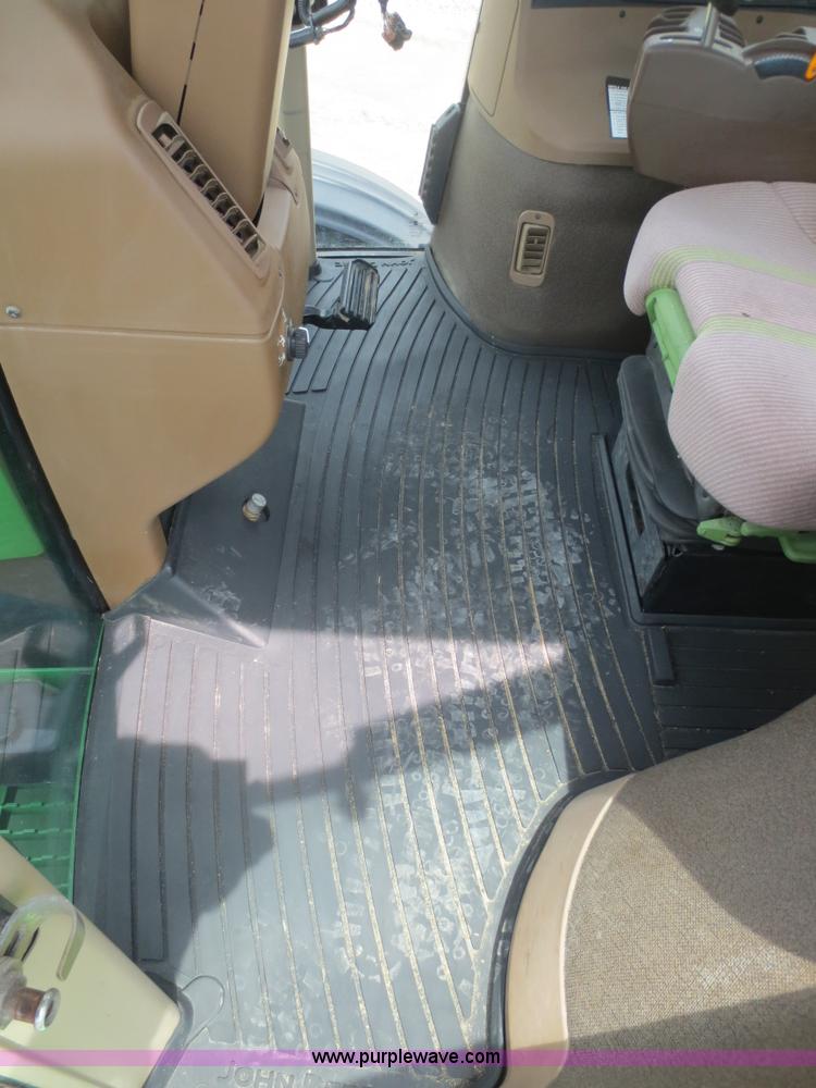 image for item F6642 2008 John Deere 4930 dry box spreader