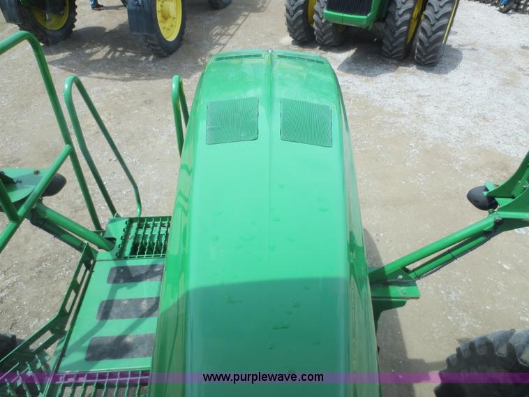 image for item F6642 2008 John Deere 4930 dry box spreader
