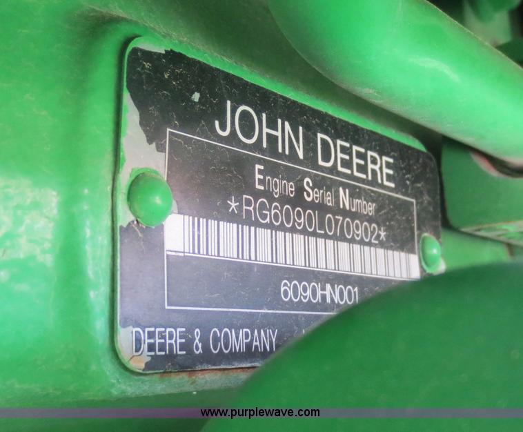 image for item F6643 2010 John Deere 4930 self-propelled sprayer