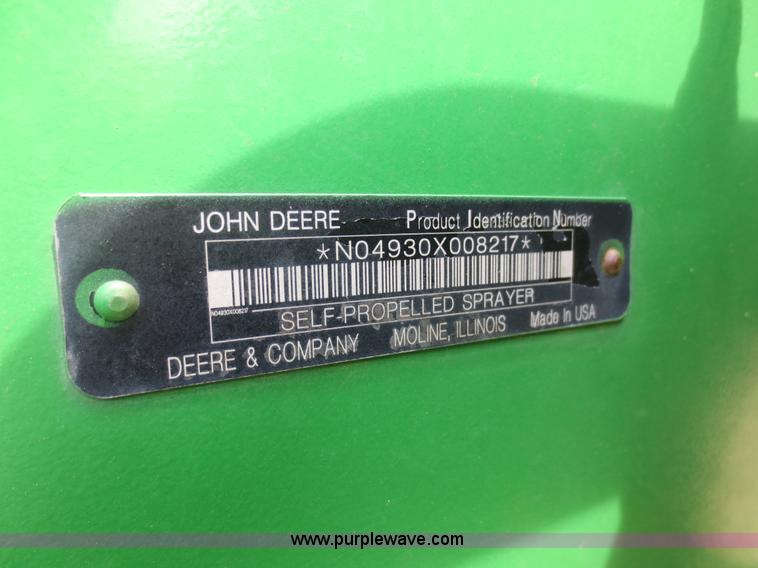 image for item F6643 2010 John Deere 4930 self-propelled sprayer