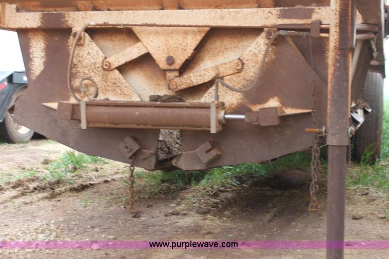 image for item F8611 1986 Bronson belly dump trailer