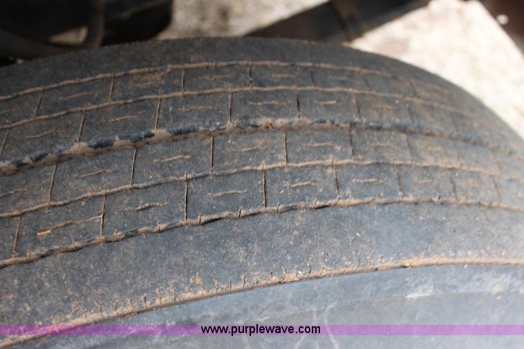 image for item F8613 1984 Mack fuel/service truck