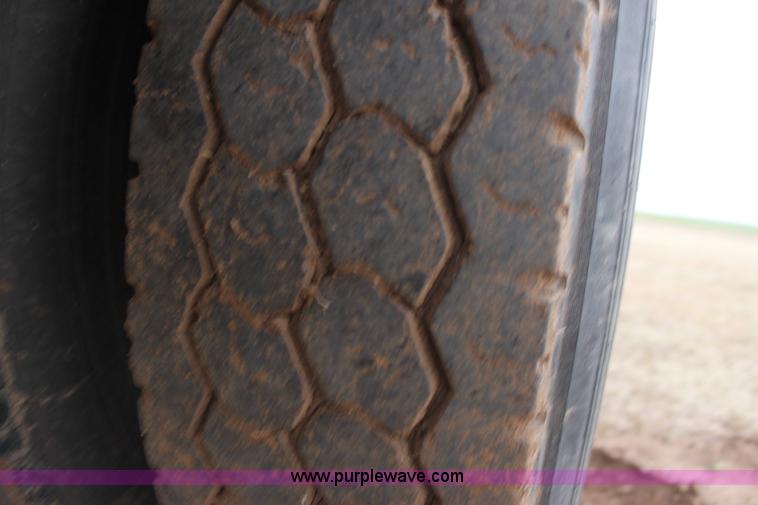 image for item F8613 1984 Mack fuel/service truck