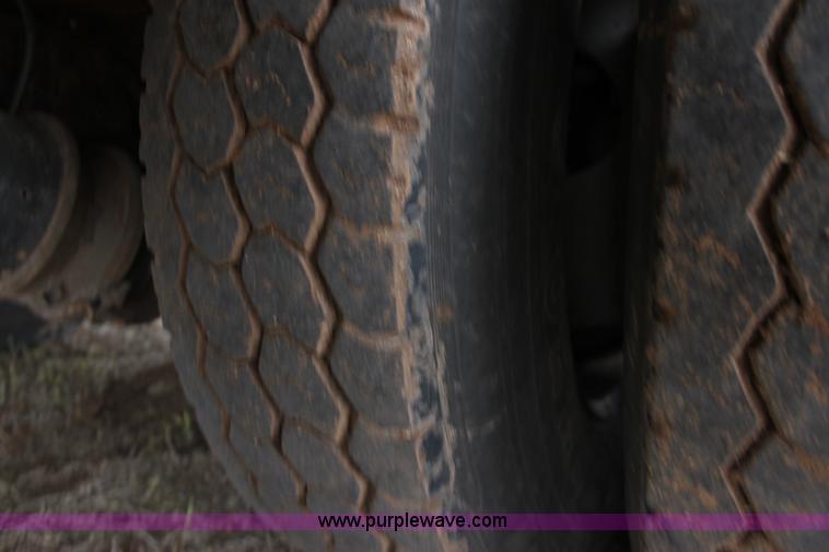 image for item F8613 1984 Mack fuel/service truck