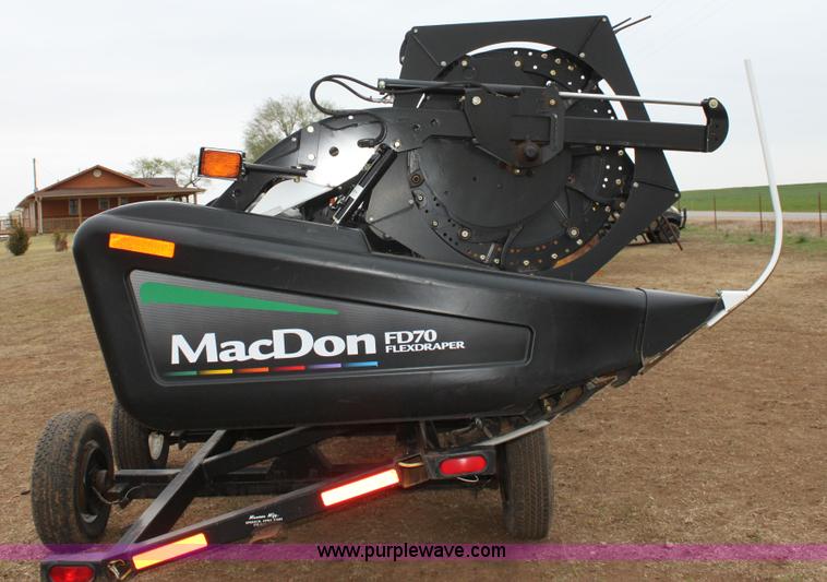 image for item F8614 2011 MacDon FD70 flex draper header