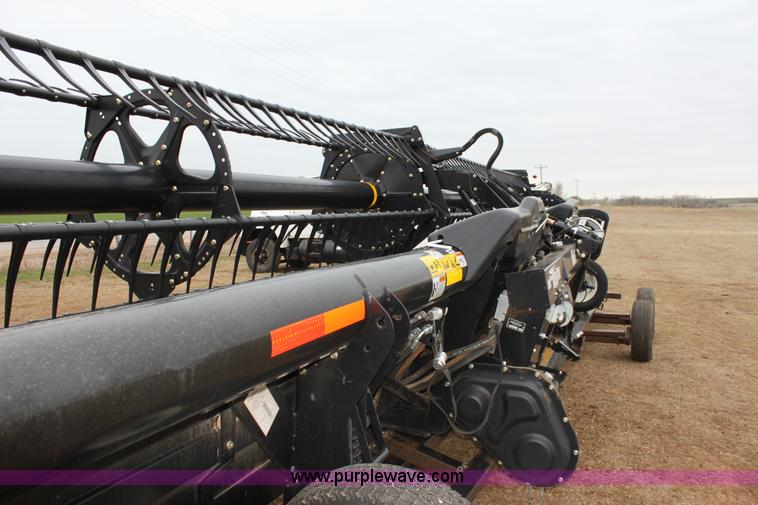 image for item F8614 2011 MacDon FD70 flex draper header