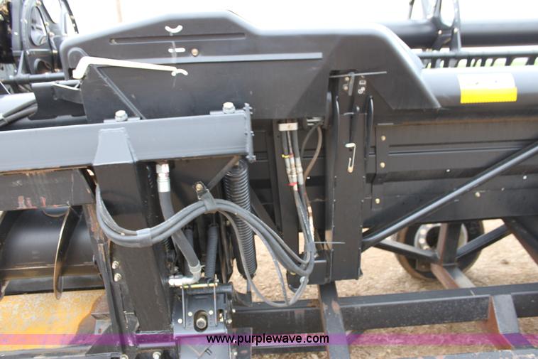 image for item F8614 2011 MacDon FD70 flex draper header