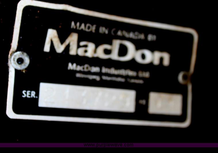 image for item F8614 2011 MacDon FD70 flex draper header