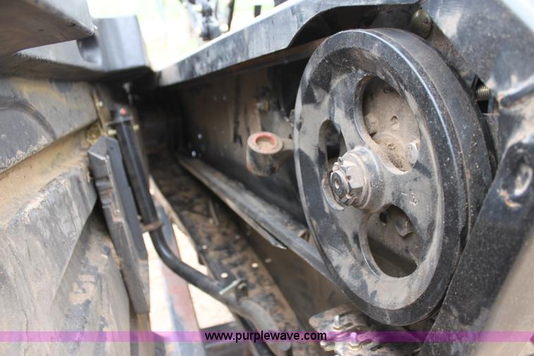 image for item F8614 2011 MacDon FD70 flex draper header