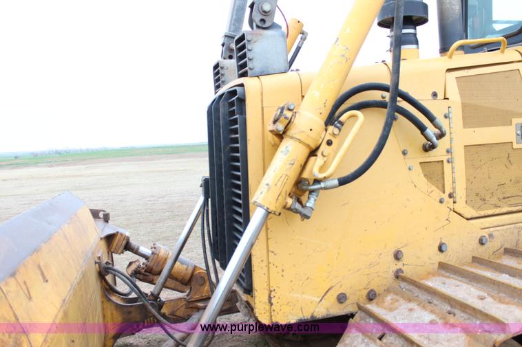 image for item F8615 1999 John Deere 850C dozer