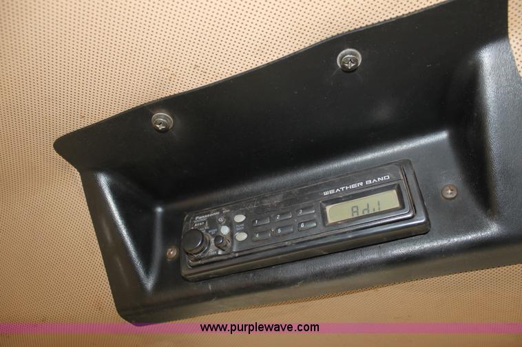 image for item F8615 1999 John Deere 850C dozer