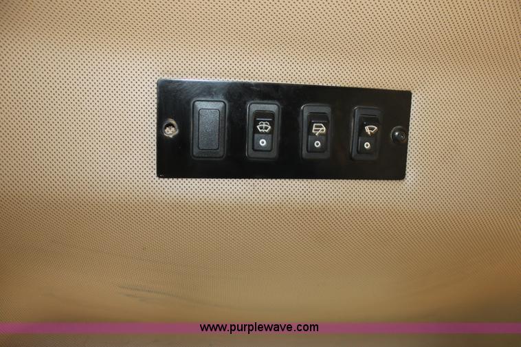 image for item F8615 1999 John Deere 850C dozer