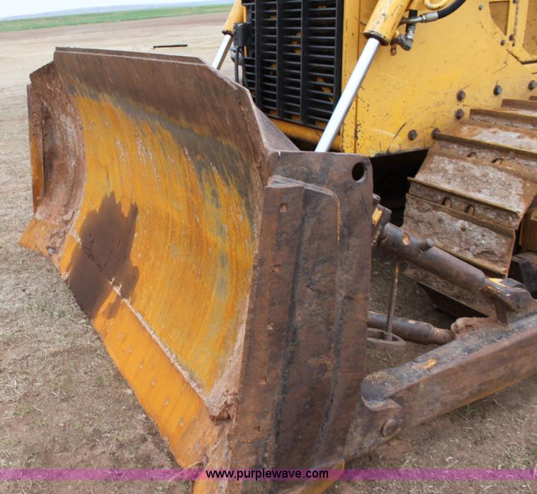 image for item F8615 1999 John Deere 850C dozer